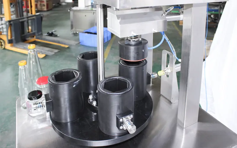 Vacuum Capping Machine with Glass Jars